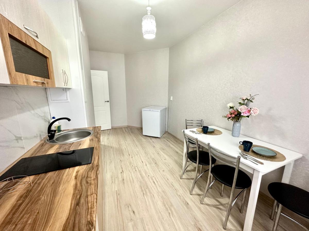 1 Комнатная Драмтеатр 1Bedroom Apartment Ustʼ-Kamenogorsk Екстериор снимка